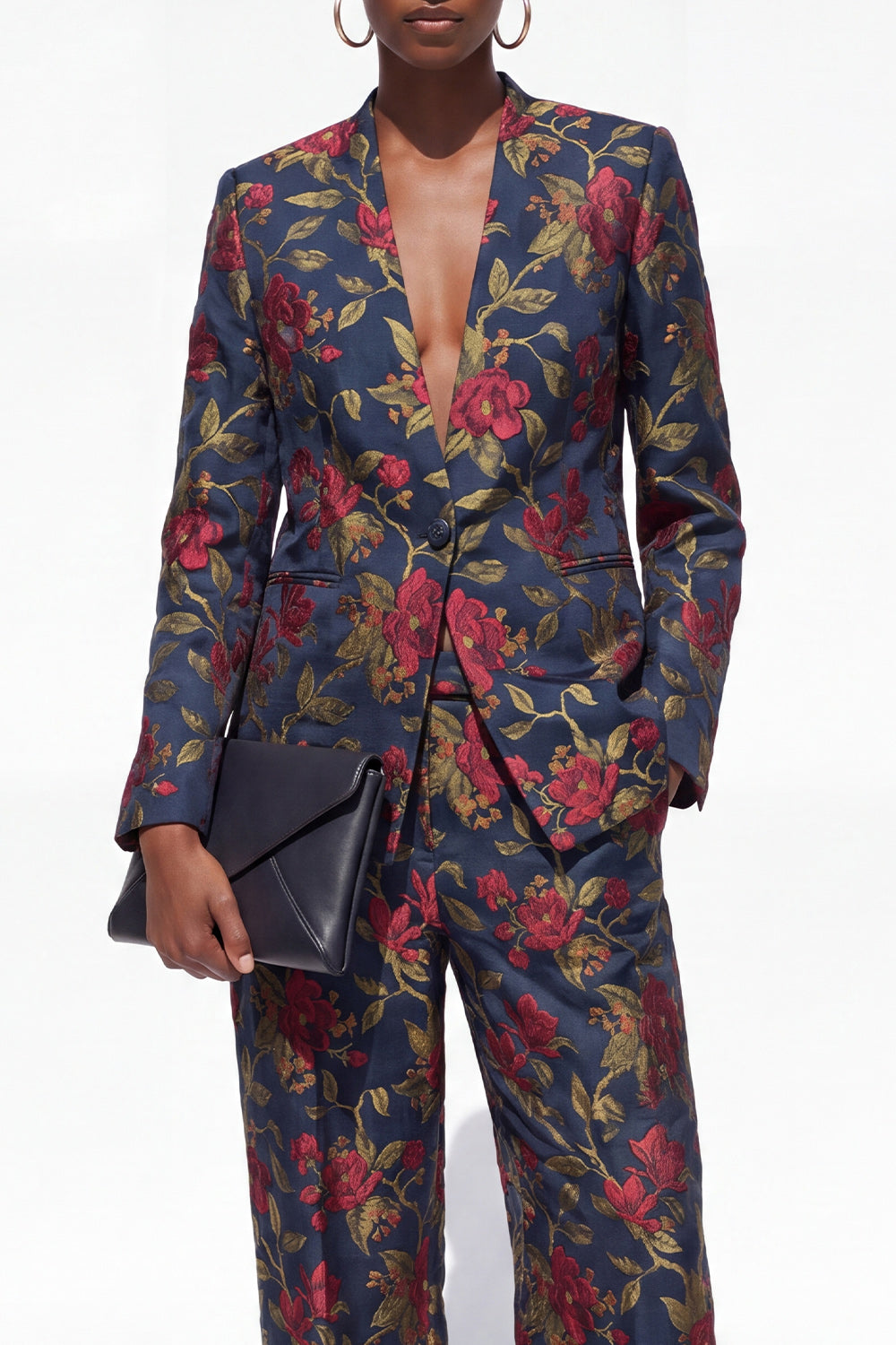 Black 2 Piece Floral Peak Lapel Single Breasted Business Suits with Pockets
