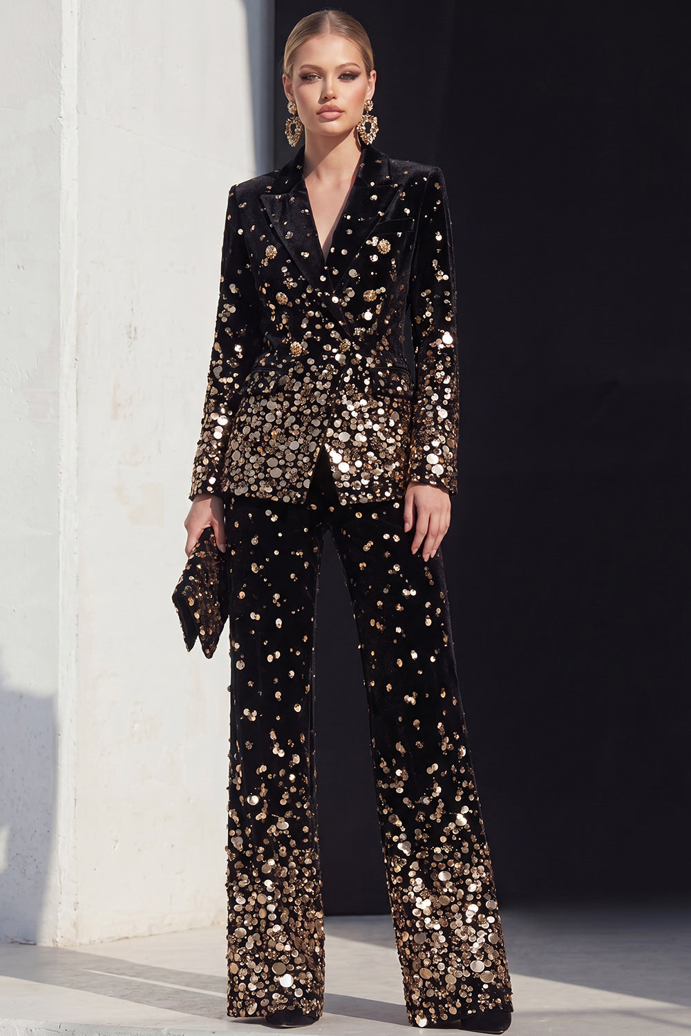 Sparkly Black Champagne Peak Lapel 2 Piece Beaded Prom Suits