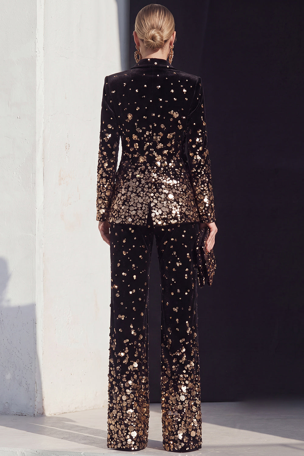 Sparkly Black Champagne Peak Lapel 2 Piece Beaded Prom Suits