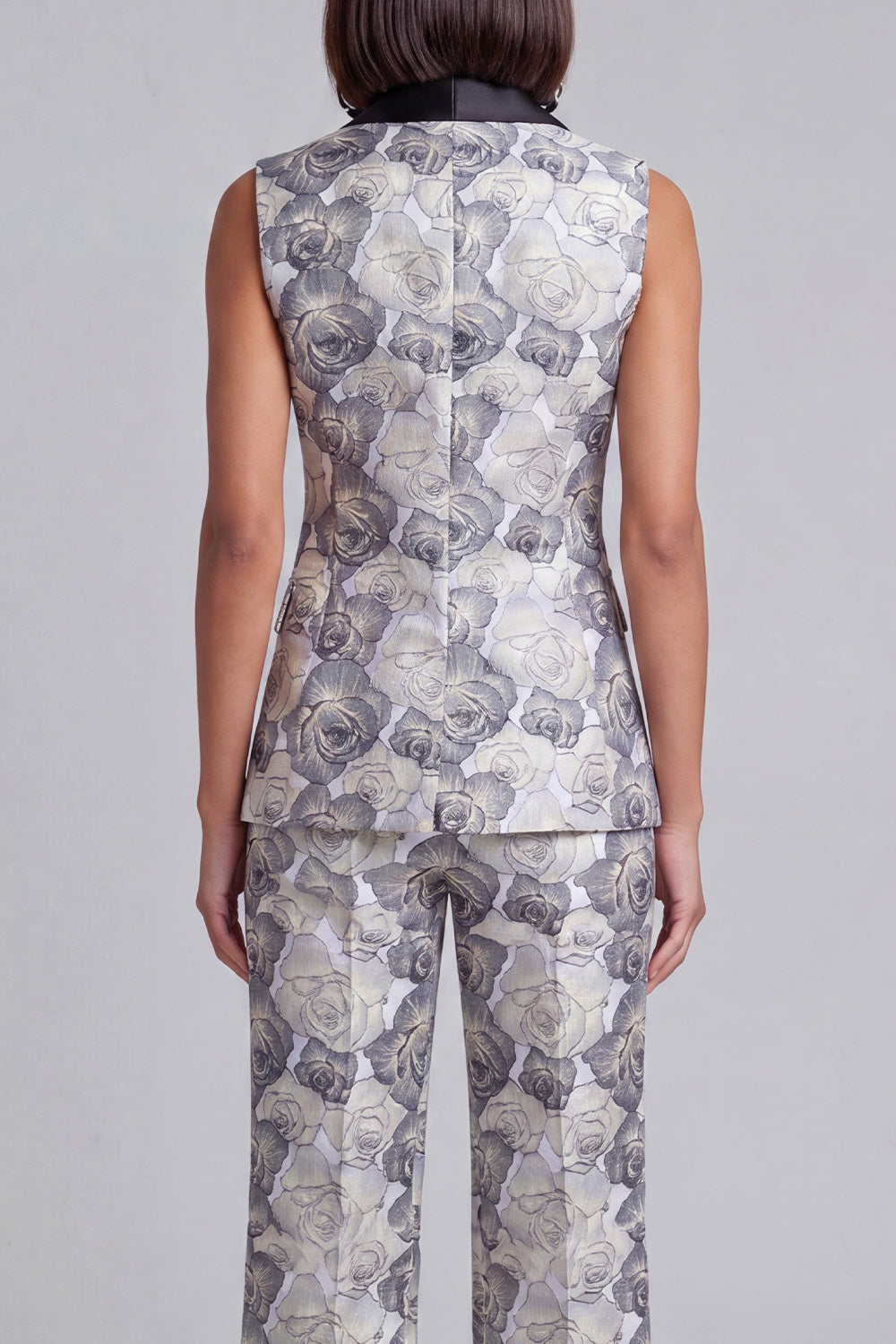 2 Piece Blue Floral Shawl Lapel Double Breasted Prom Suits with Pockets