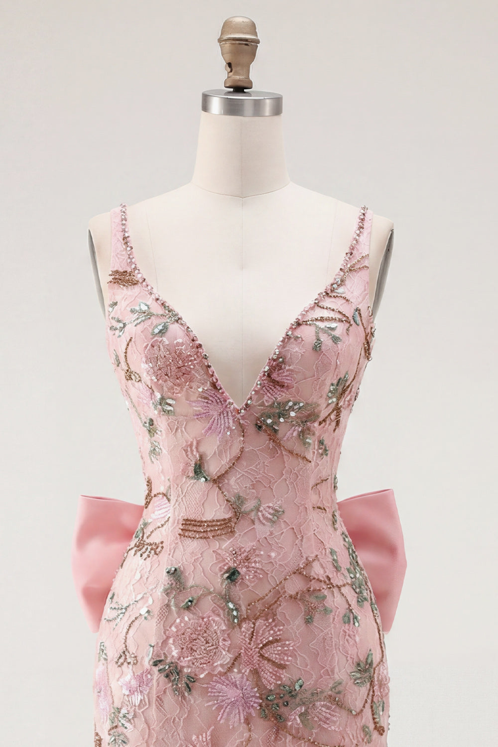 Sparkly Pink Floral Tight Short V-Neck Beaded Homecoming Dress with Bow