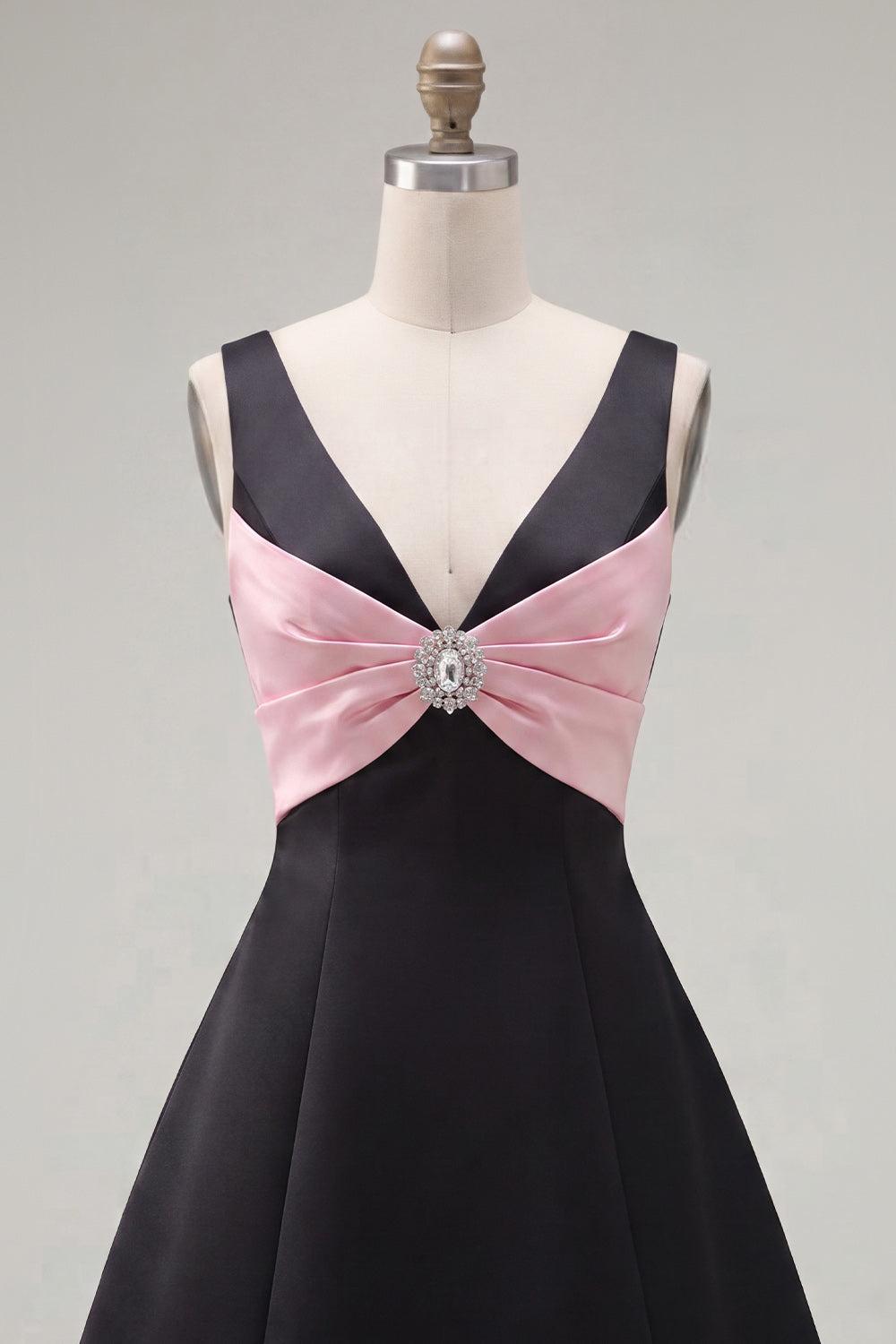 Black Pink A Line Short V-Neck Homecoming Dress with Beading