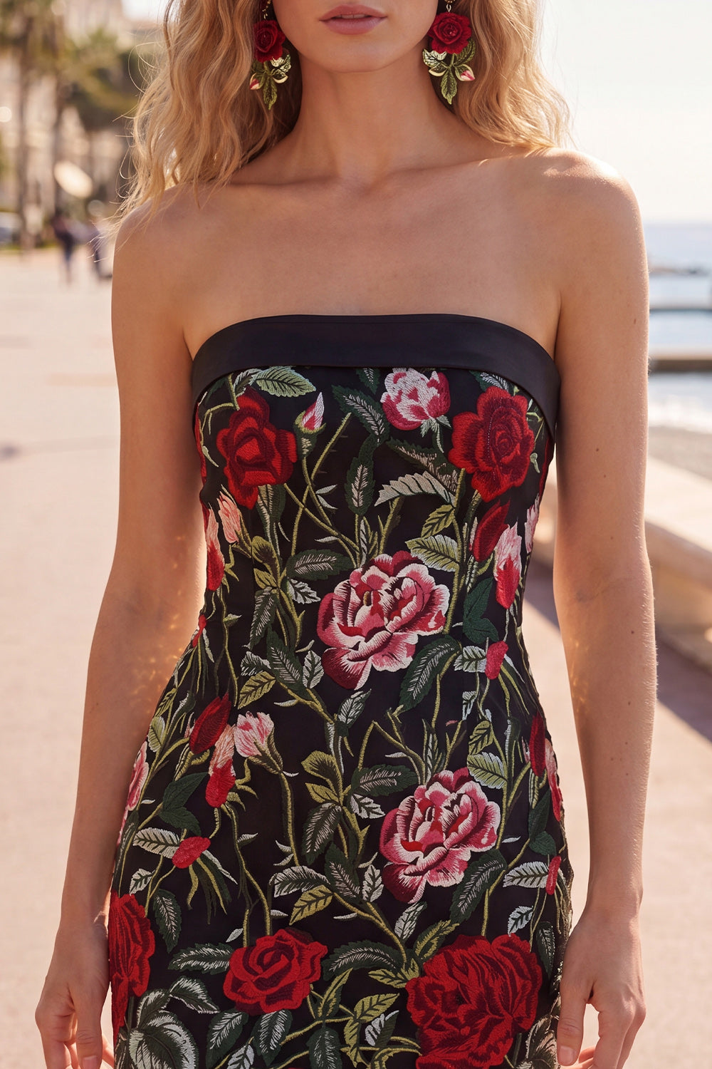 Black Red Flower Tight Short Strapless Homecoming Dress