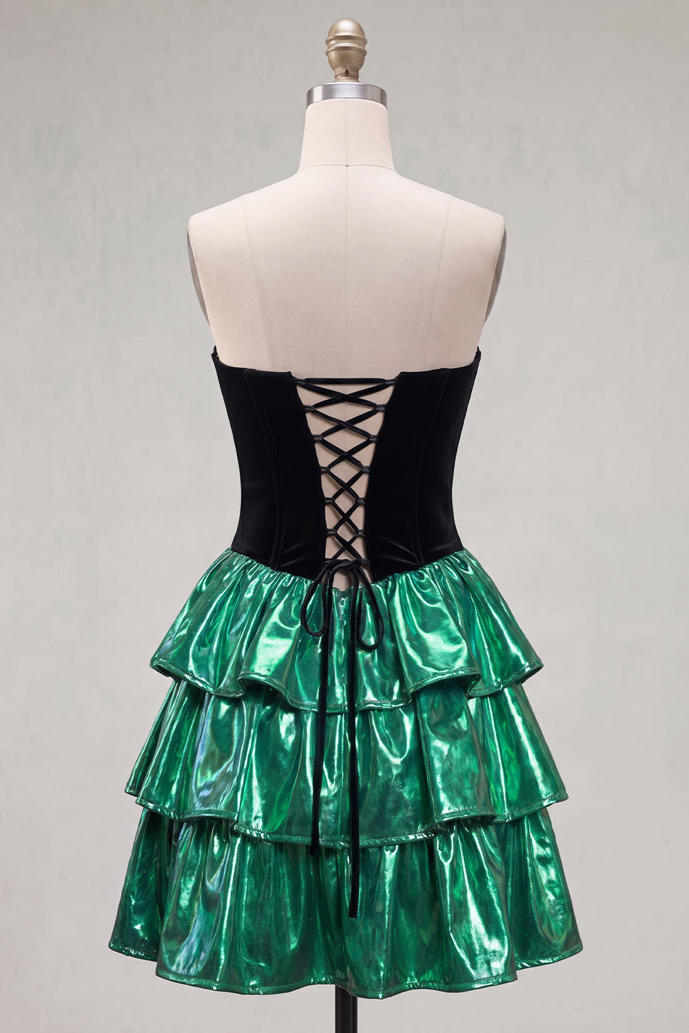 Black Green Metallic Tiered Ruffled A-Line Short 80s Homecoming Dress