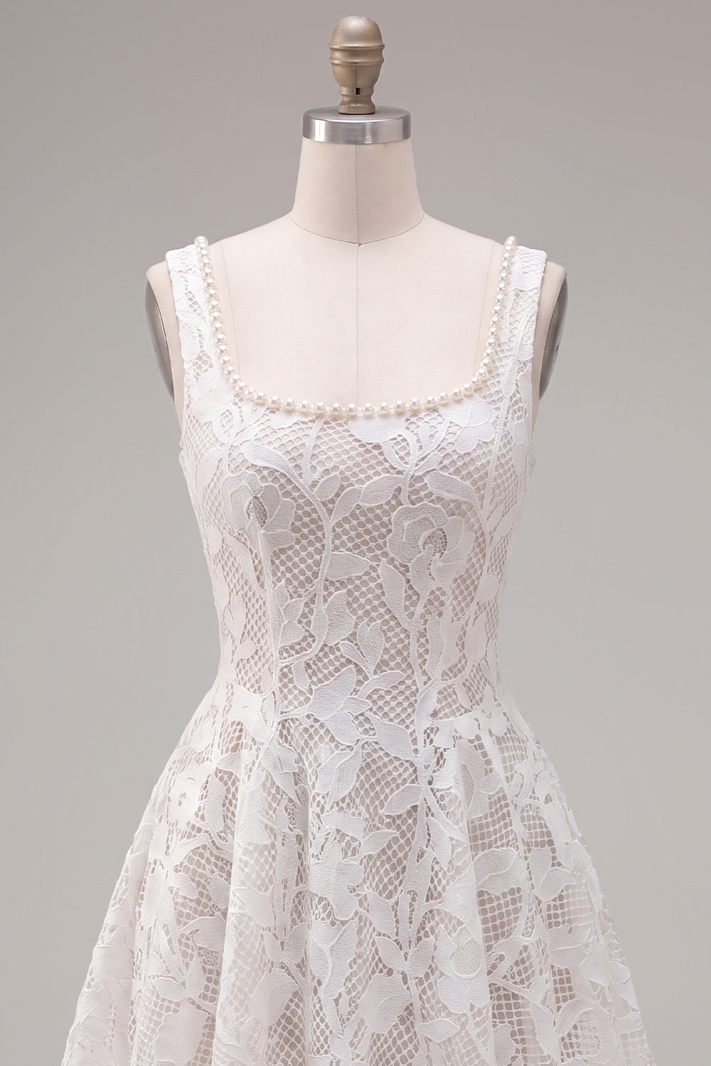 Floral White Lace Beaded Scoop Neck A-Line Short Homecoming Dress
