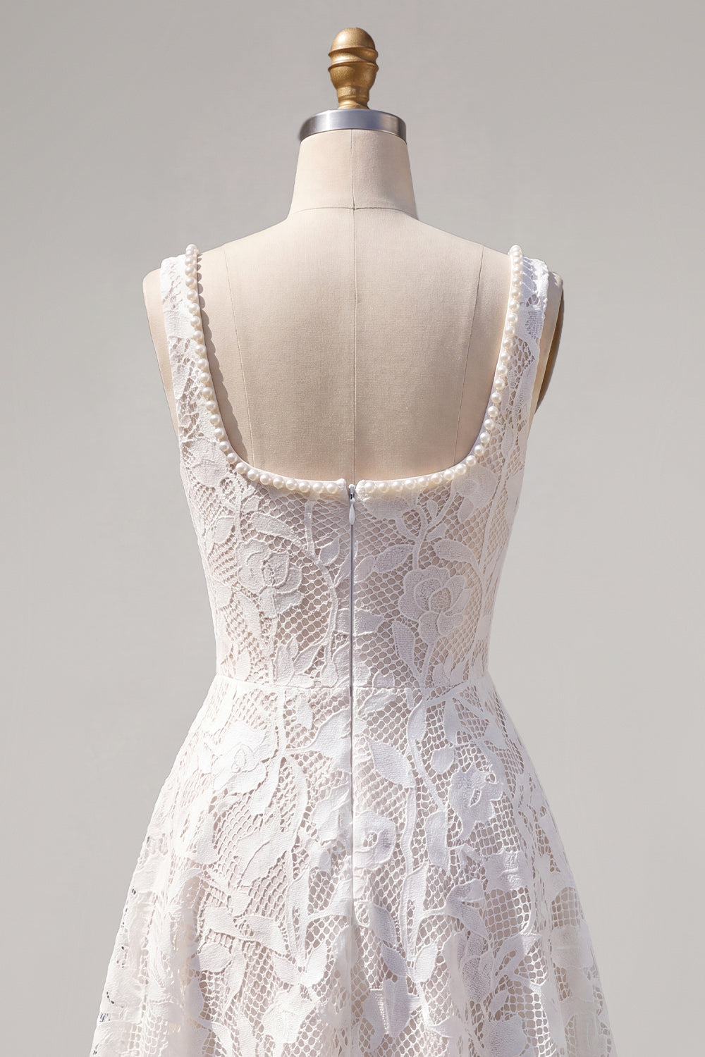 Floral White Lace Beaded Scoop Neck A-Line Short Homecoming Dress