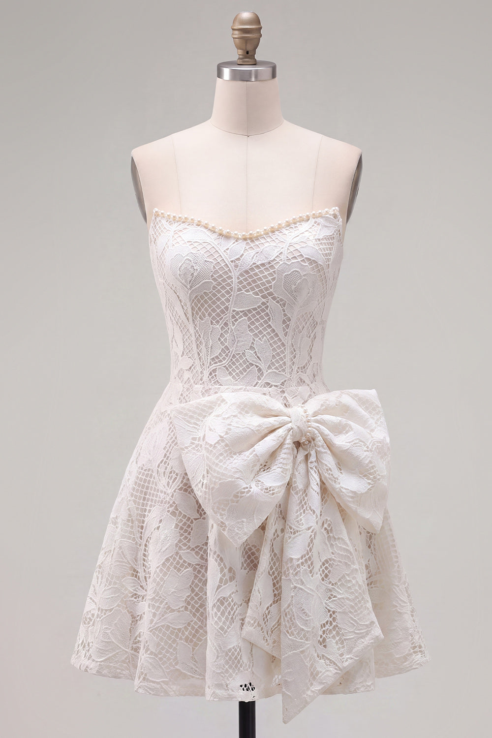 Floral White Lace Strapless A-Line Short Homecoming Dress with Bow