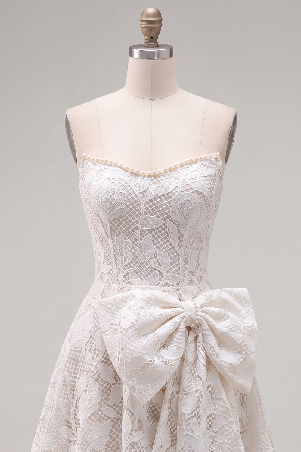 Floral White Lace Strapless A-Line Short Homecoming Dress with Bow