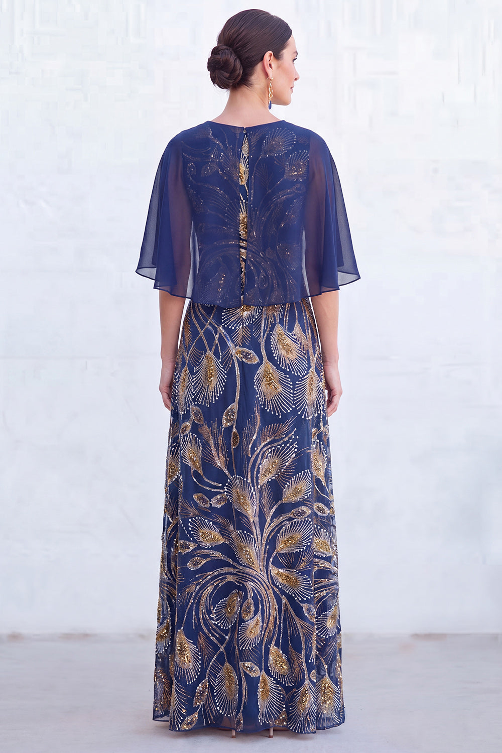 Sparkly Floral Green Boat Neck Long Mother of the Bride Dress with Cape