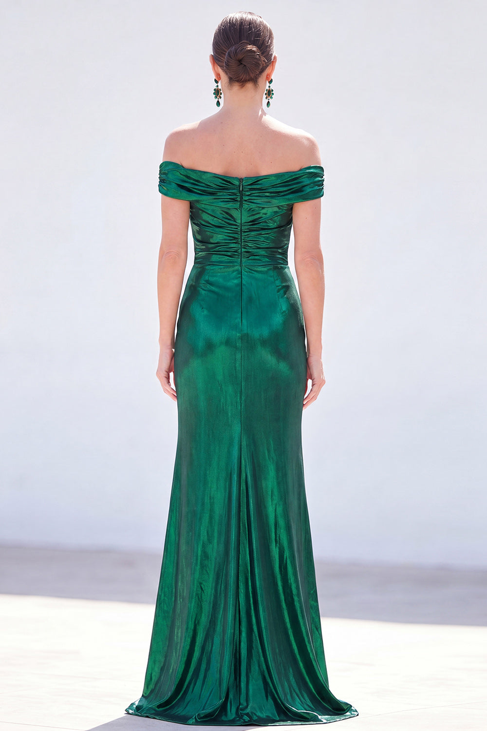 Dark Green Metallic Mermaid Ruched Long Mother of the Bride Dress with Slit