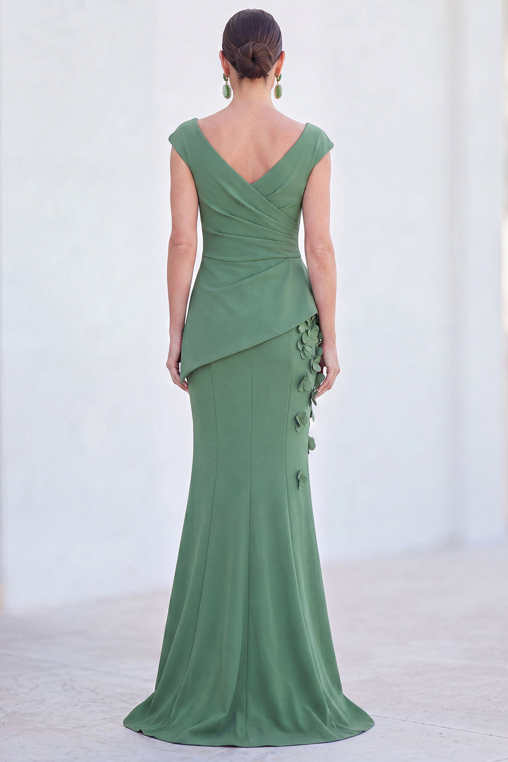 V-Neck Blue Ruched Mermaid Long Mother of the Bride Dress with 3D Flowers