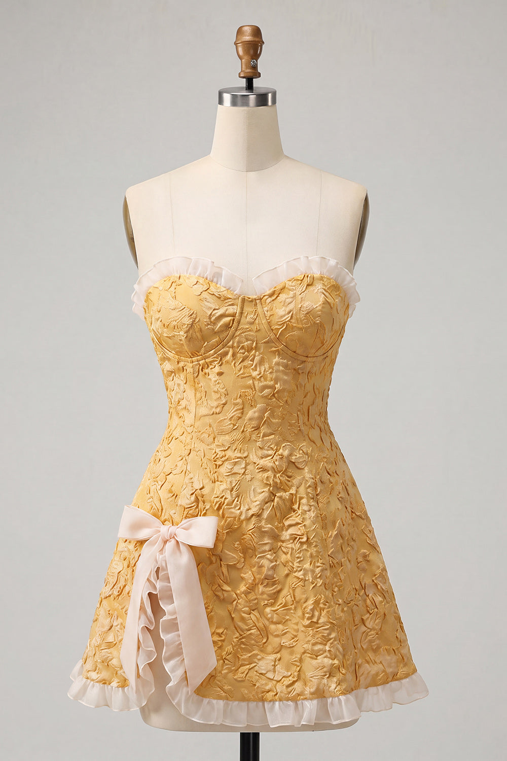 Sage Green Jacquard Ruffled Sweetheart A-Line Short Homecoming Dress
