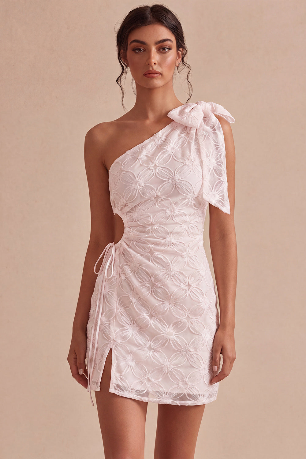 Floral White Ruched Tight Short Keyhole Graduation Dress with Bow