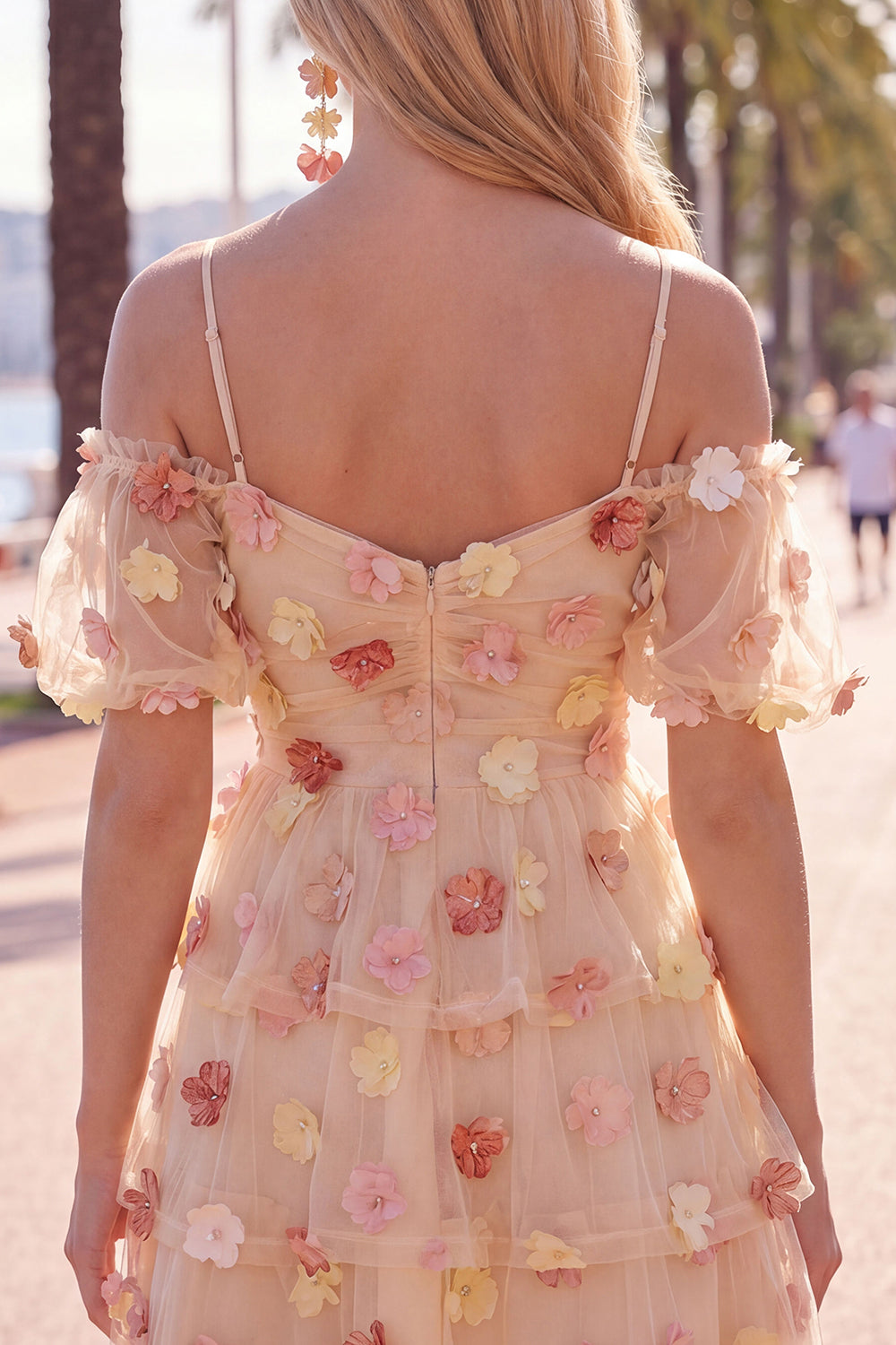 Champagne A-Line Sweetheart Puff Sleeves Short Homecoming Dress with 3D Flower