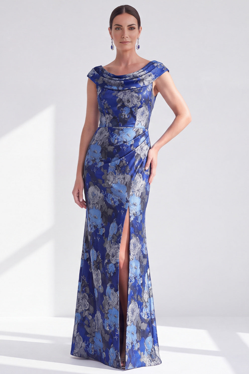 Black Floral Mermaid Long Mother of the Bride Dress with Slit