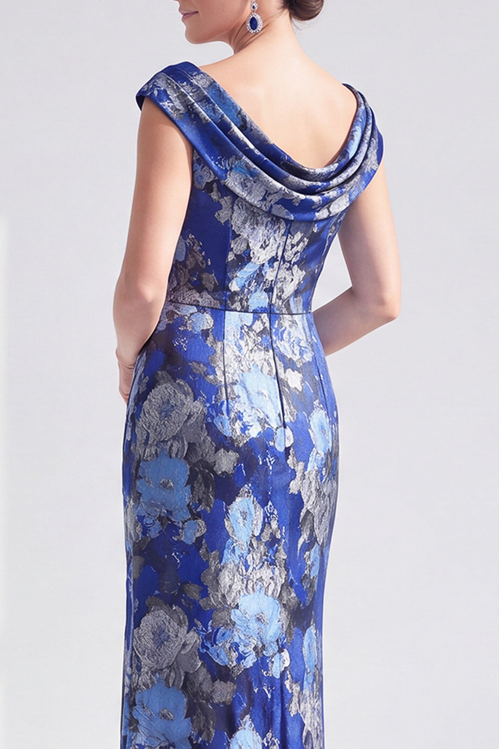 Black Floral Mermaid Long Mother of the Bride Dress with Slit