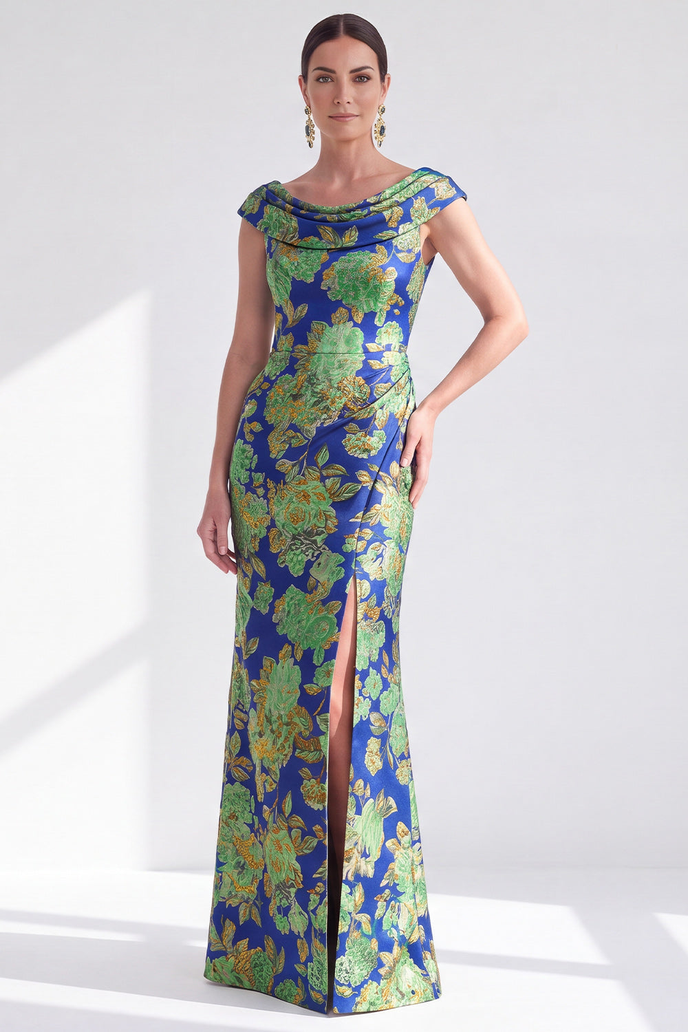 Black Floral Mermaid Long Mother of the Bride Dress with Slit