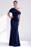 Black Velvet One Shoulder Mermaid Long Mother of the Bride Dress with Sleeve