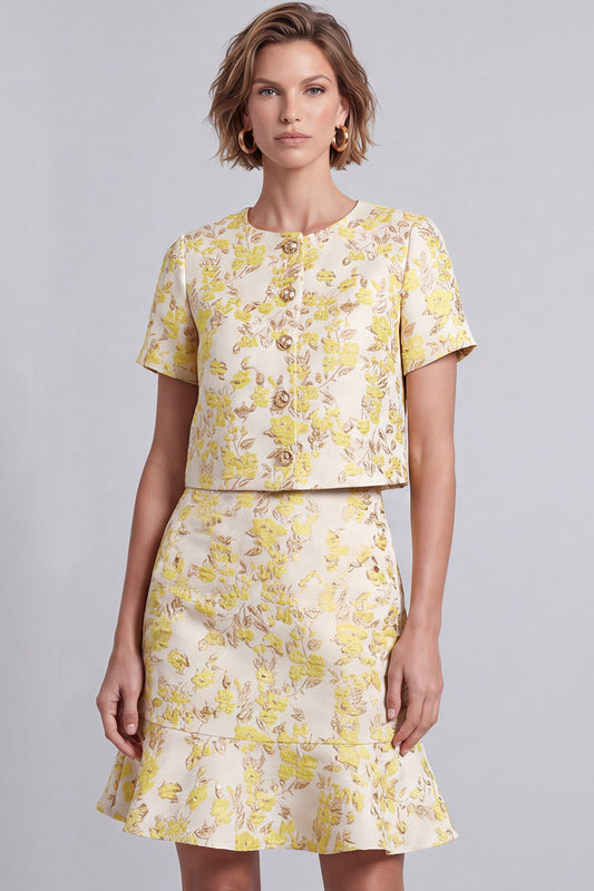 Light Yellow Two Piece Round Neck Jacquard Short Prom Suits