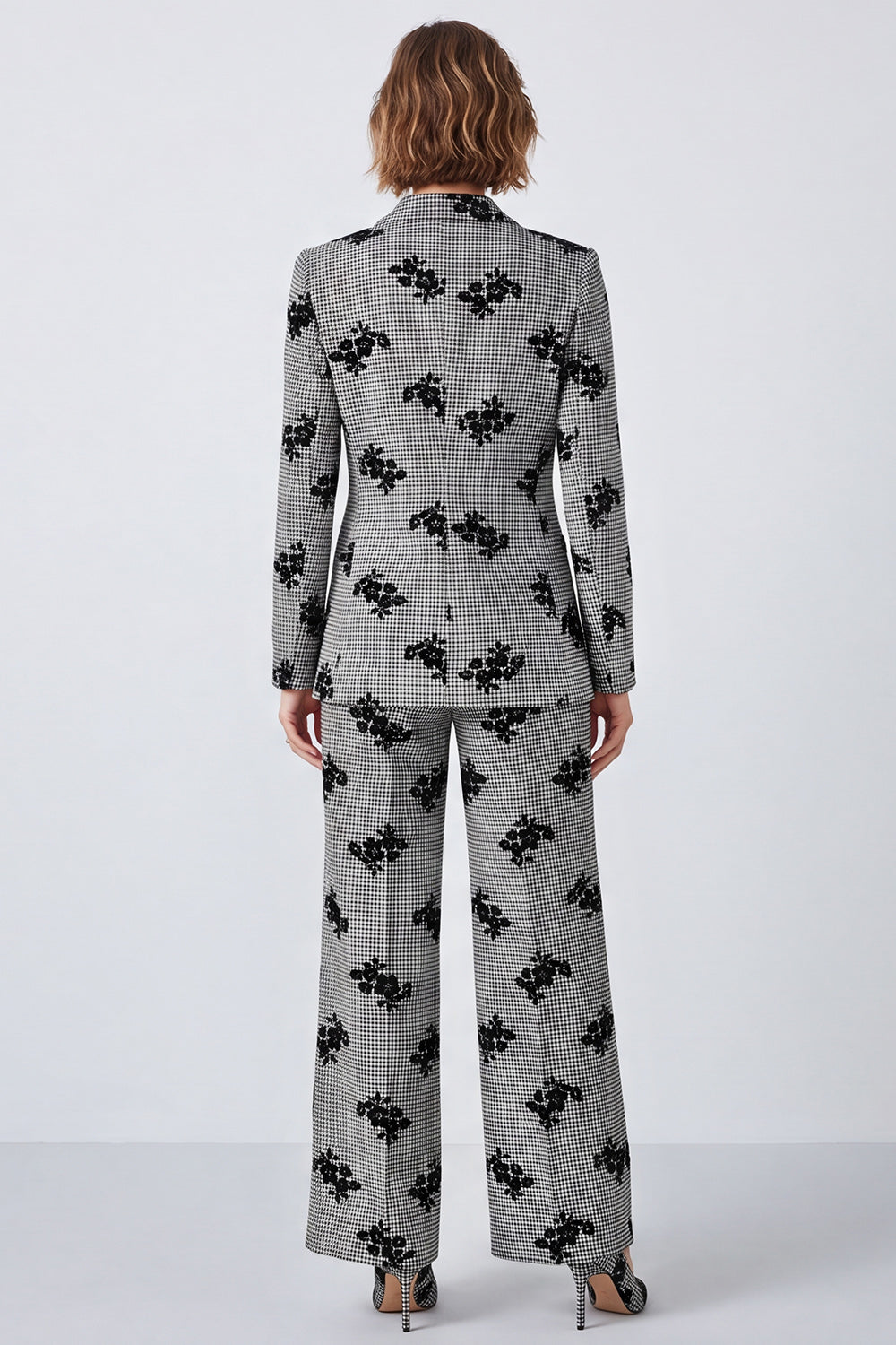 Black and White Plaid Floral Peak Lapel Two Piece Prom Suits