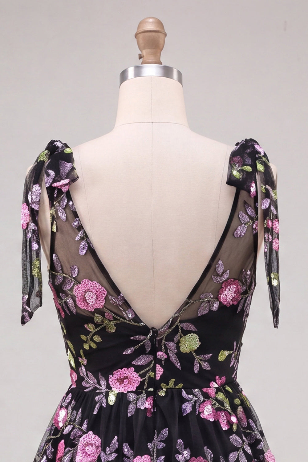 Floral Black Sparkly Sequin Short Homecoming Dress with Bows
