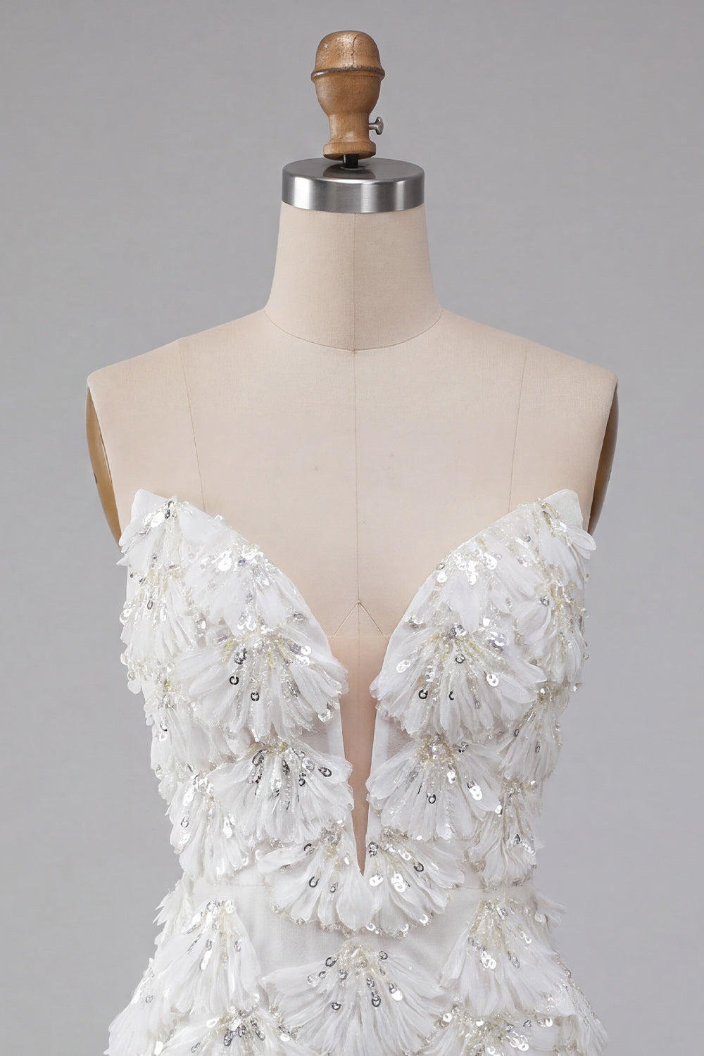 Sparkly Floral Ivory Sequin Sweetheart Short Tight Homecoming Dress