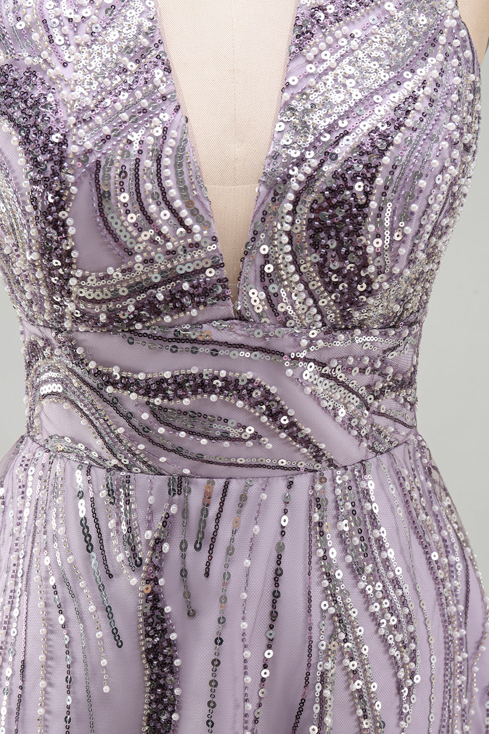 Sparkly Halter A-Line Lilac Short Sequin Homecoming Dress
