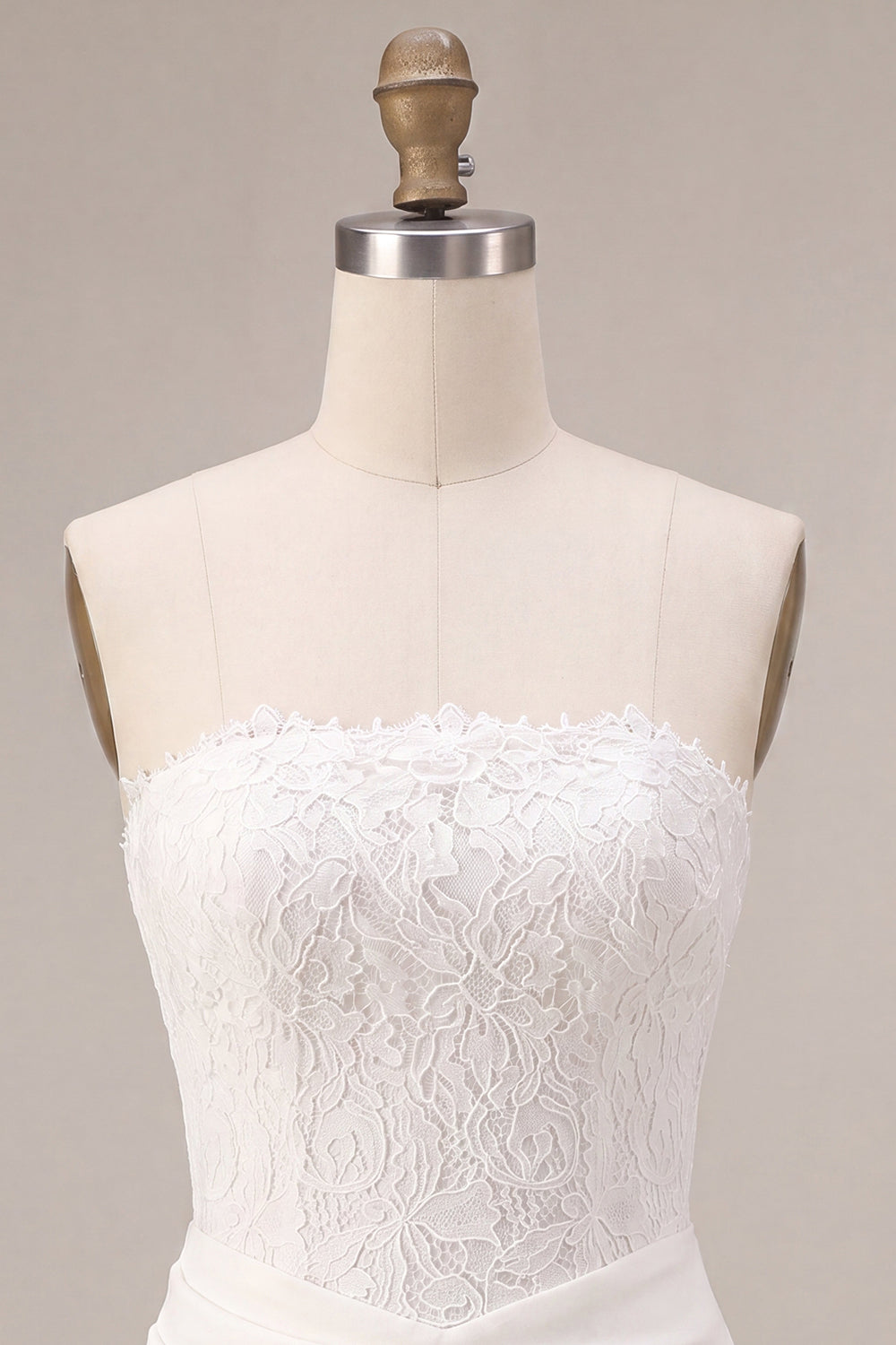 White Lace Strapless Ruched Tight Short Corset Graduation Dress