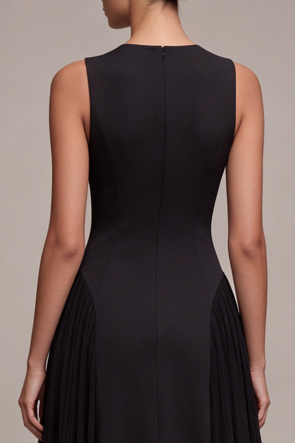 Black A Line Simple Round Neck Pleated Long Formal Dress