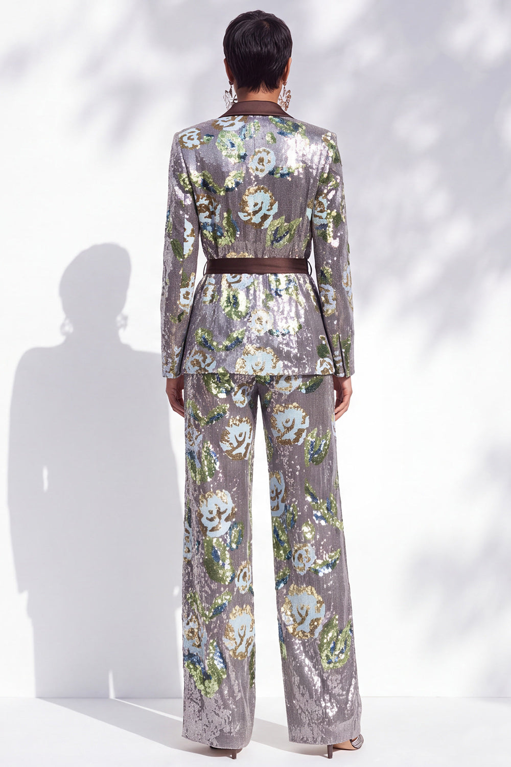 Sparkly Silver Floral Sequin 2-Piece Notched Lapel Prom Suits with Sash