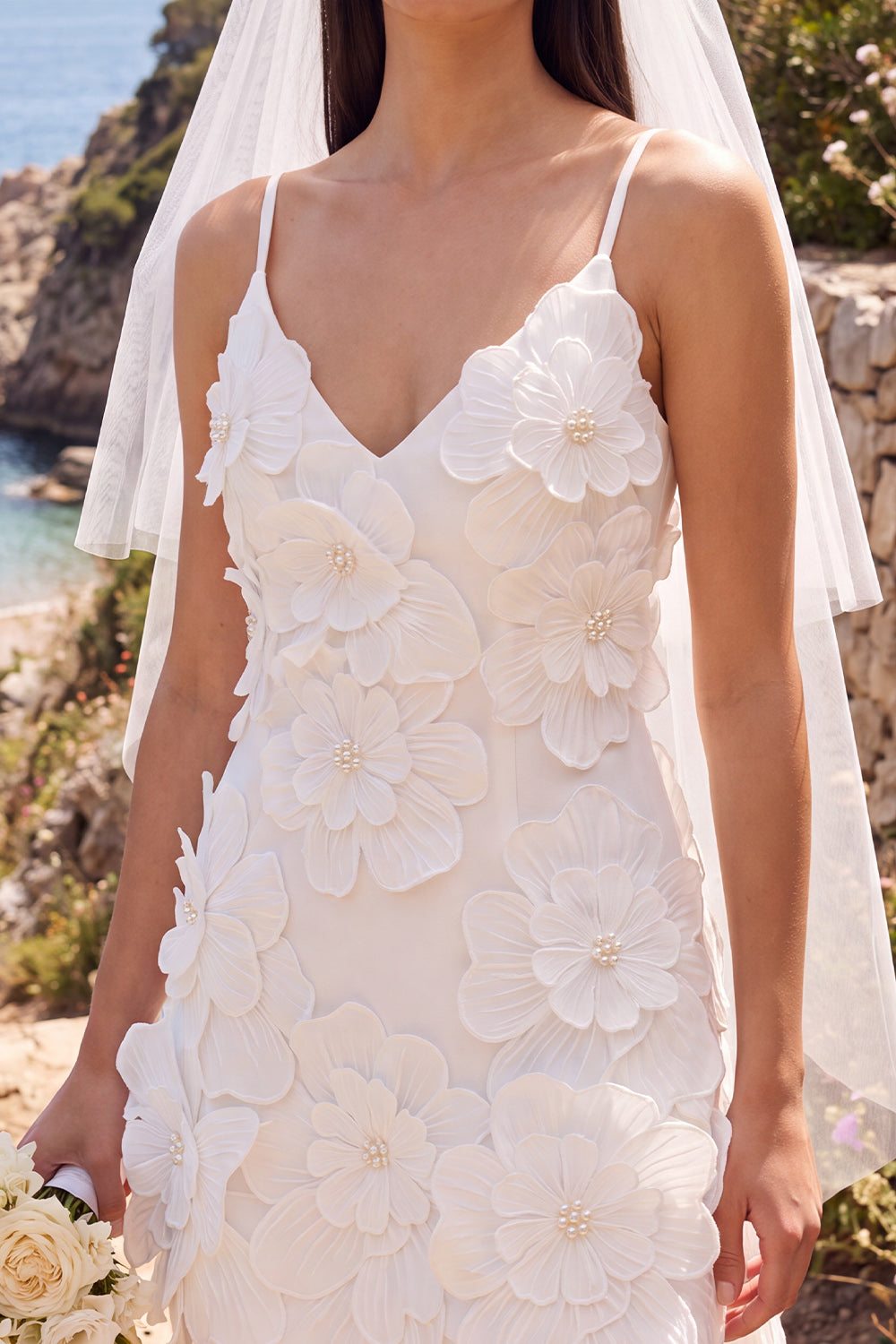 Floral Beaded White Bodycon V-Neck Short Wedding Dress