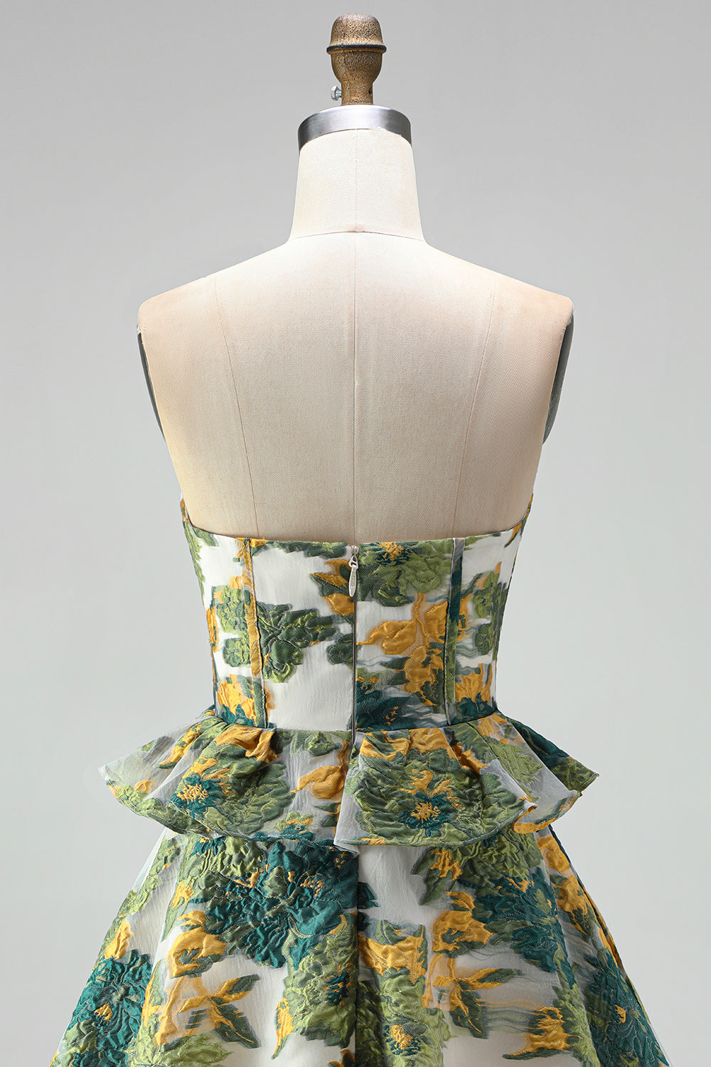 Green Floral Jacquard A Line Ruffled Short Homecoming Dress