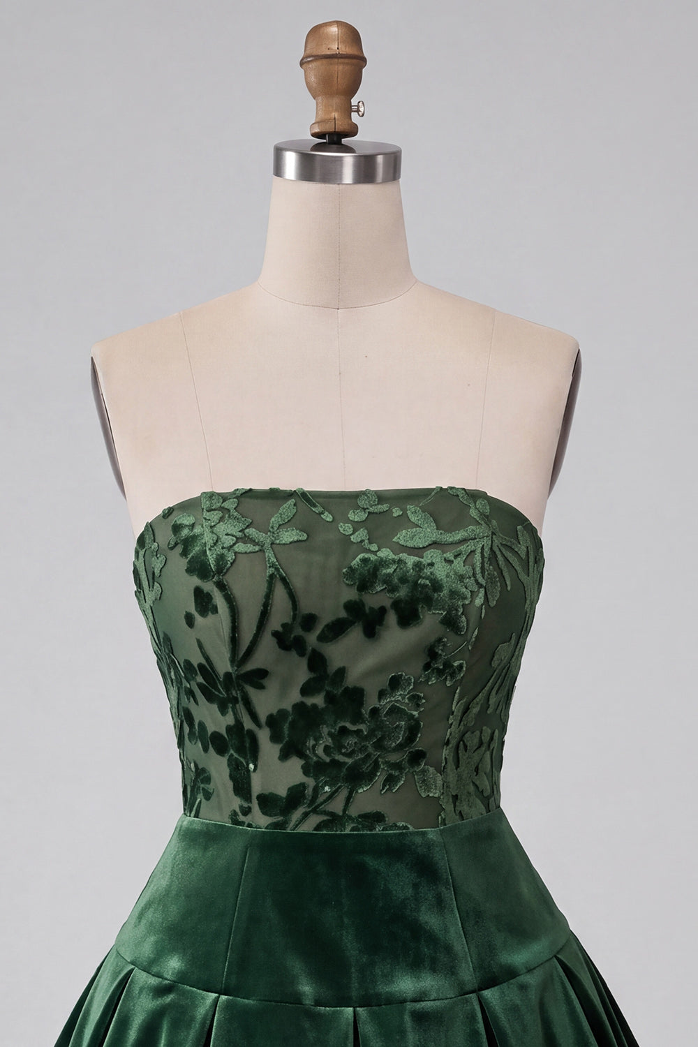 Dark Green Floral Velvet A Line Ruched Short Homecoming Dress