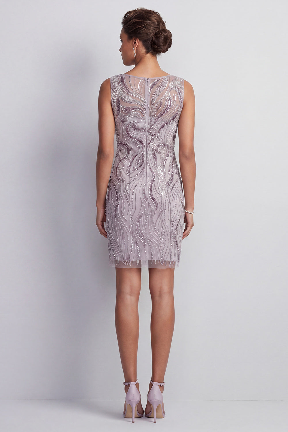 Sparkly Lilac Bodycon Illusion Boat Neck Short Beaded Mother of the Bride Dress