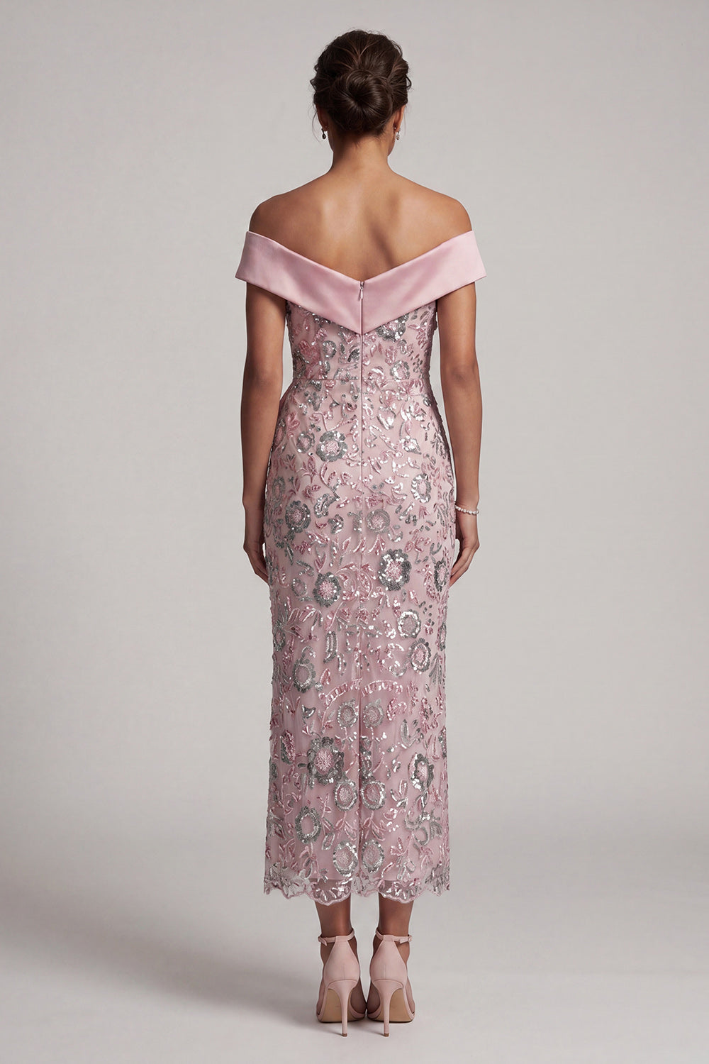 Floral Light Pink Sheath Satin Ruffled Maxi Sequin Mother of the Bride Dress