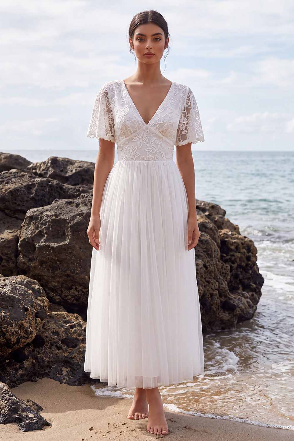 White Tulle A-Line Maxi Floral Beach Wedding Dress with Sleeves