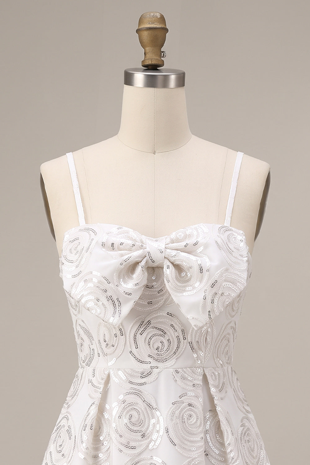 Sparkly White A-Line Spaghetti Straps Sequin Short Homecoming Dress with Bow