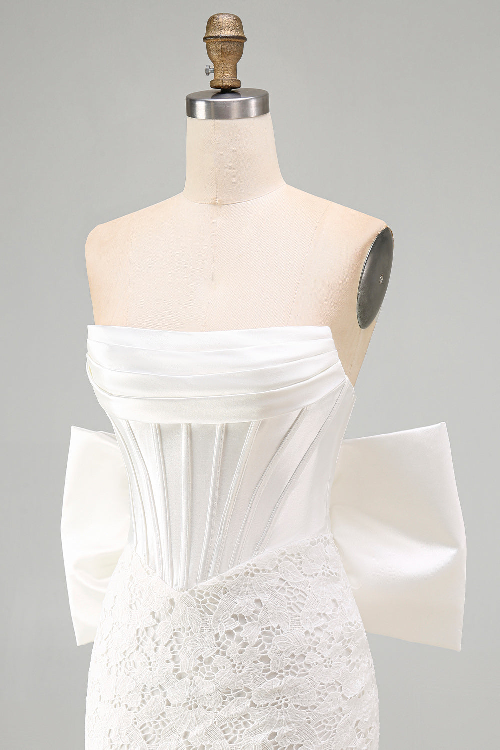 White Lace Corset Tight Ruched Strapless Short Homecoming Dress with Bow