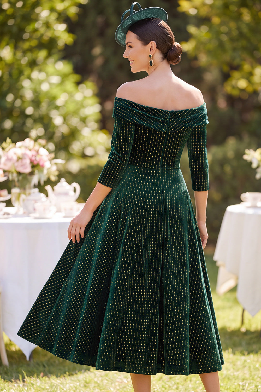 Dark Green Plaid A-Line Ruched Midi Velvet Mother of the Bride Dress with Sleeves