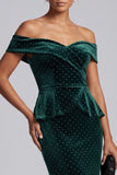 Dark Green Mermaid Ruffled Beaded Velvet Long Mother of the Bride Dress