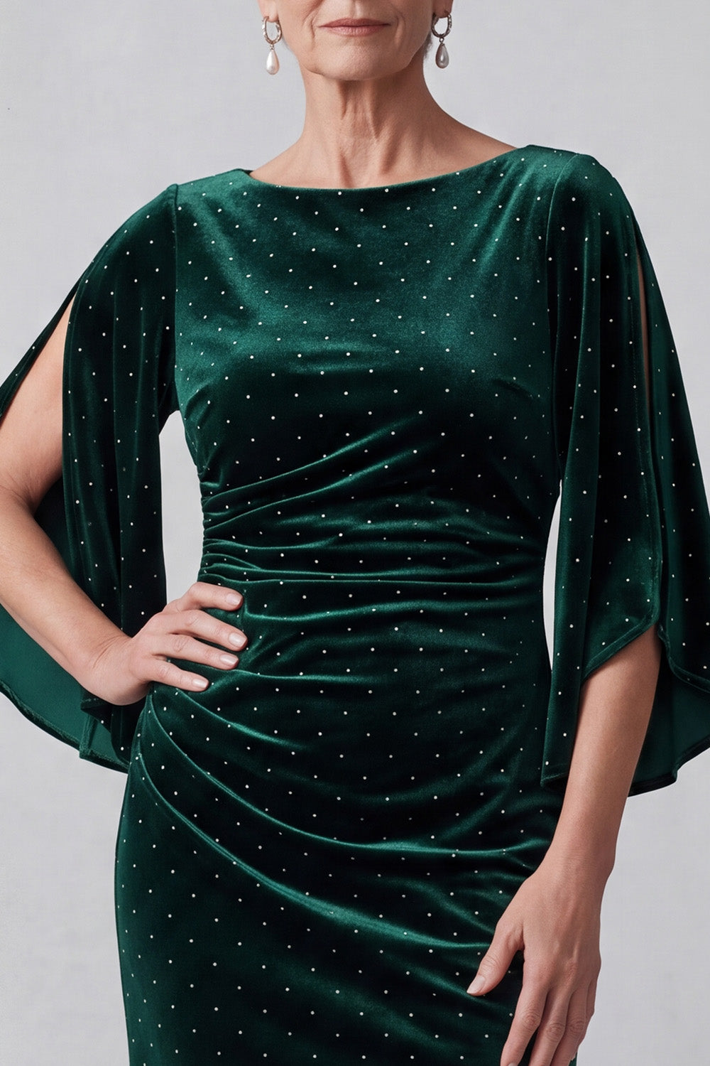 Dark Green Sheath Beaded Ruched Long Velvet Mother of the Bride Dress with Sleeves