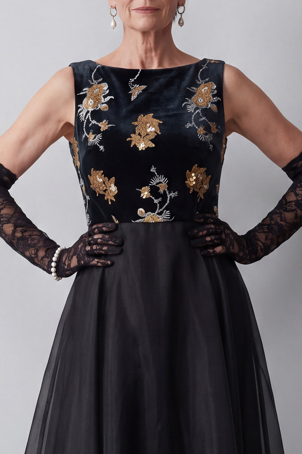 Sparkly Black A-Line Floral Sequins Chiffon Long Mother of the Bride Dress