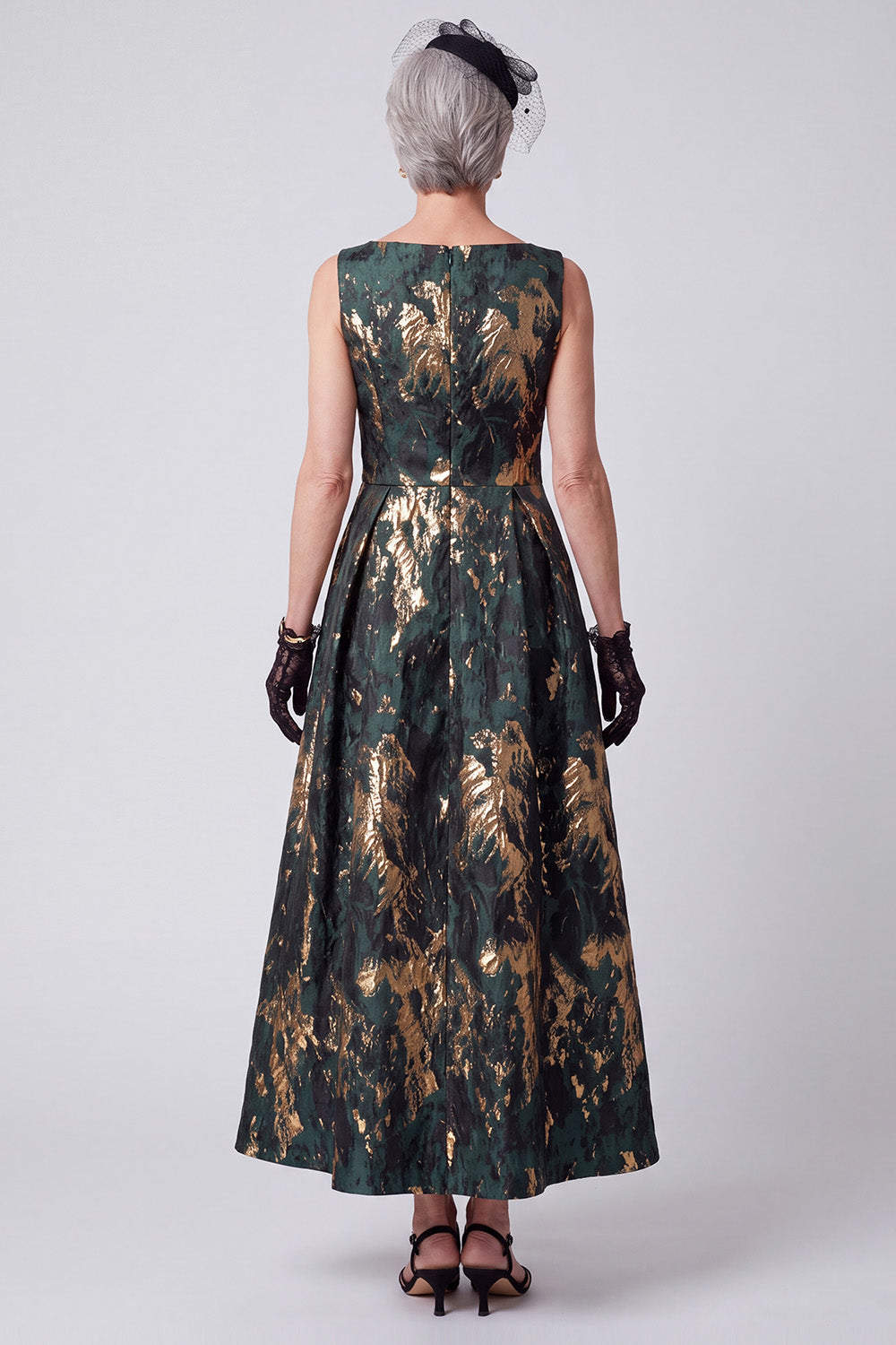 Sparkly Dark Green A-Line Boat Neck Jacquard Long Mother of the Bride Dress