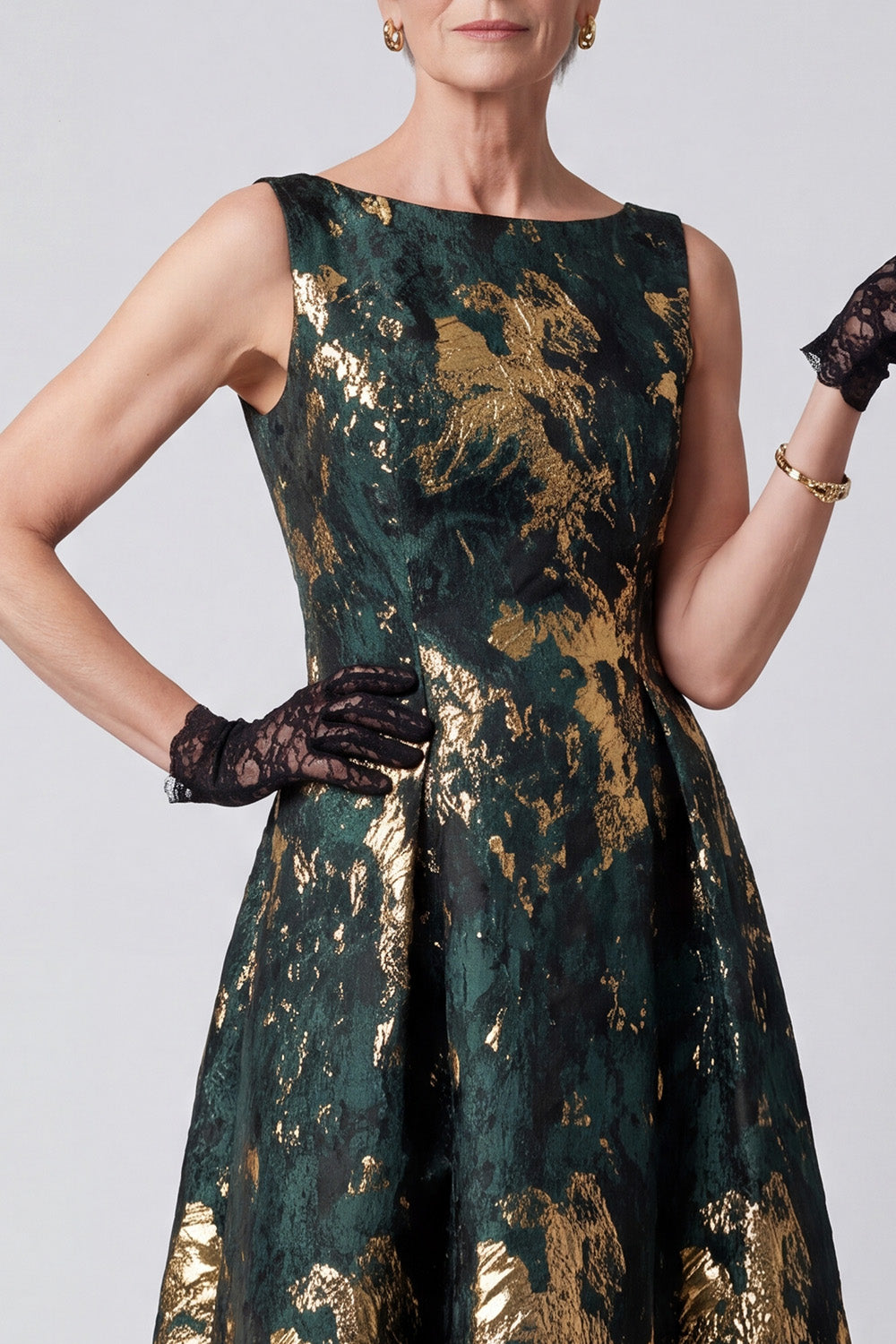 Sparkly Dark Green A-Line Boat Neck Jacquard Long Mother of the Bride Dress