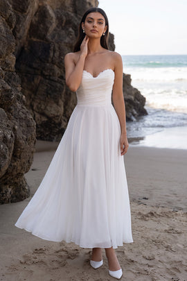 White Chiffon Sweetheart A Line Ruched Long Beach Wedding Dress