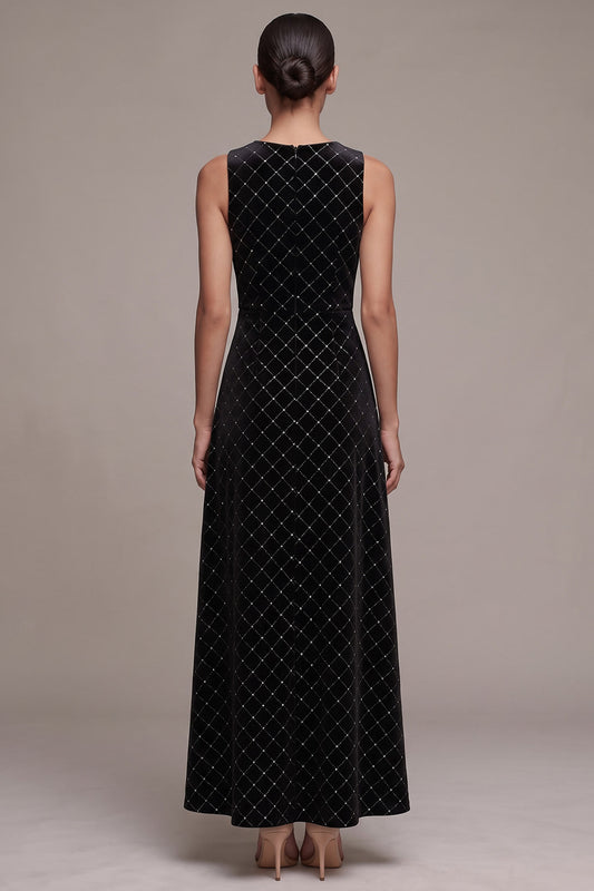 Sparkly Black Plaid A-Line Round Neck Long Velvet Holiday Party Dress