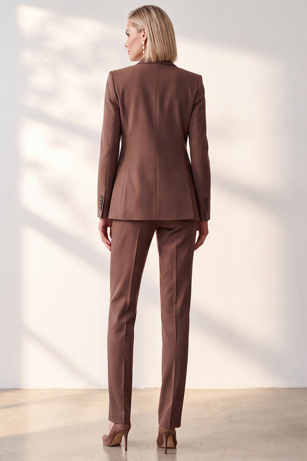 Coffee 2 Piece Peak Lapel Single Breasted Slim Fit Work Suits with Pocket
