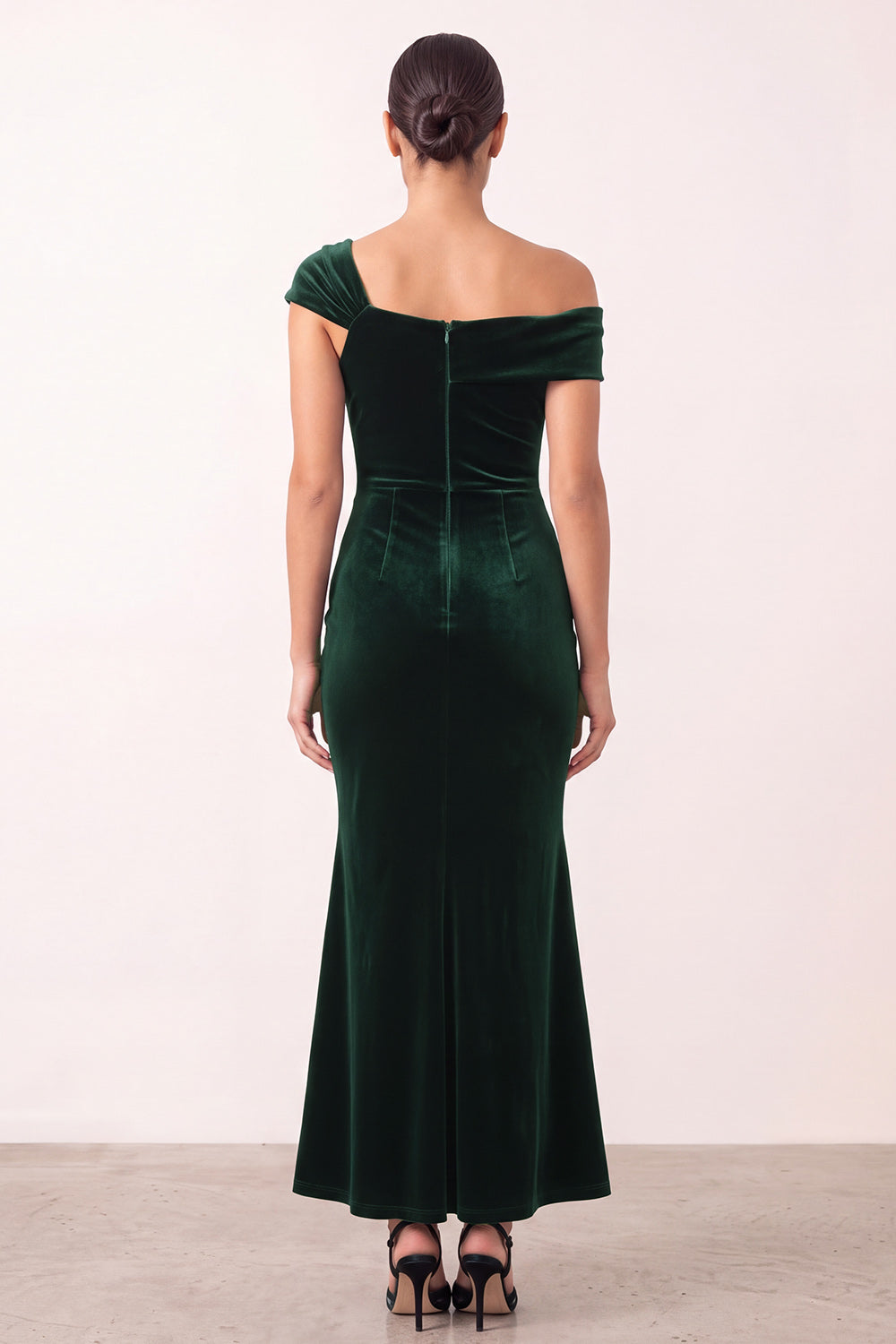 Dark Green Velvet Mermaid Asymmetrical Neck Ruched Maxi Holiday Party Dress