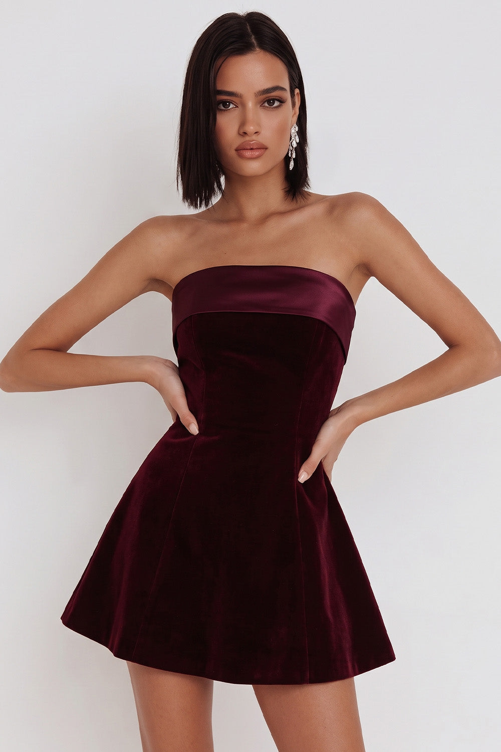 A-Line Strapless Simple Burgundy Velvet Short Cocktail Dress