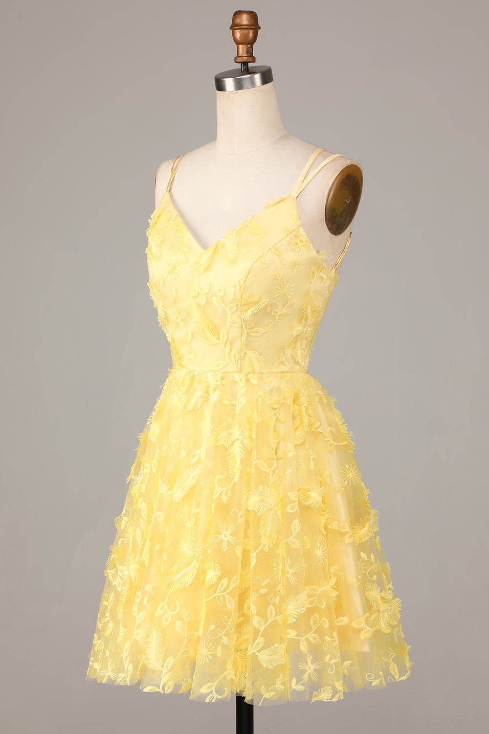 Yellow V Neck Tulle Backless Short Homecoming Dress With Appliques